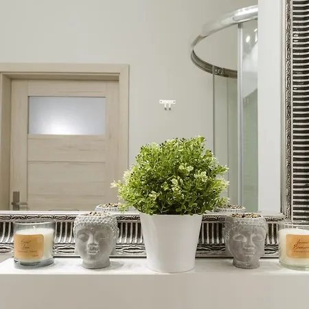Stylish Near Arkadia Апартаменты *